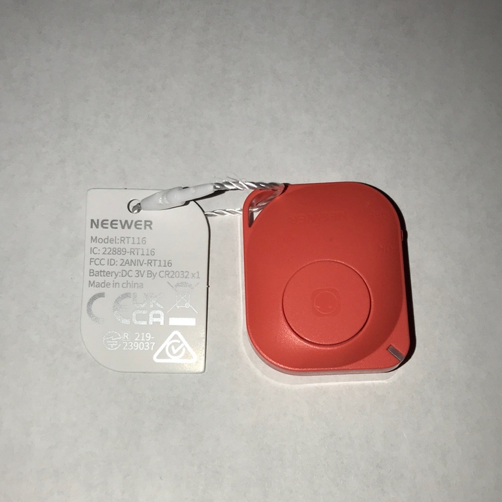 Neewer Remote Shutter Model RT116 Orange Color